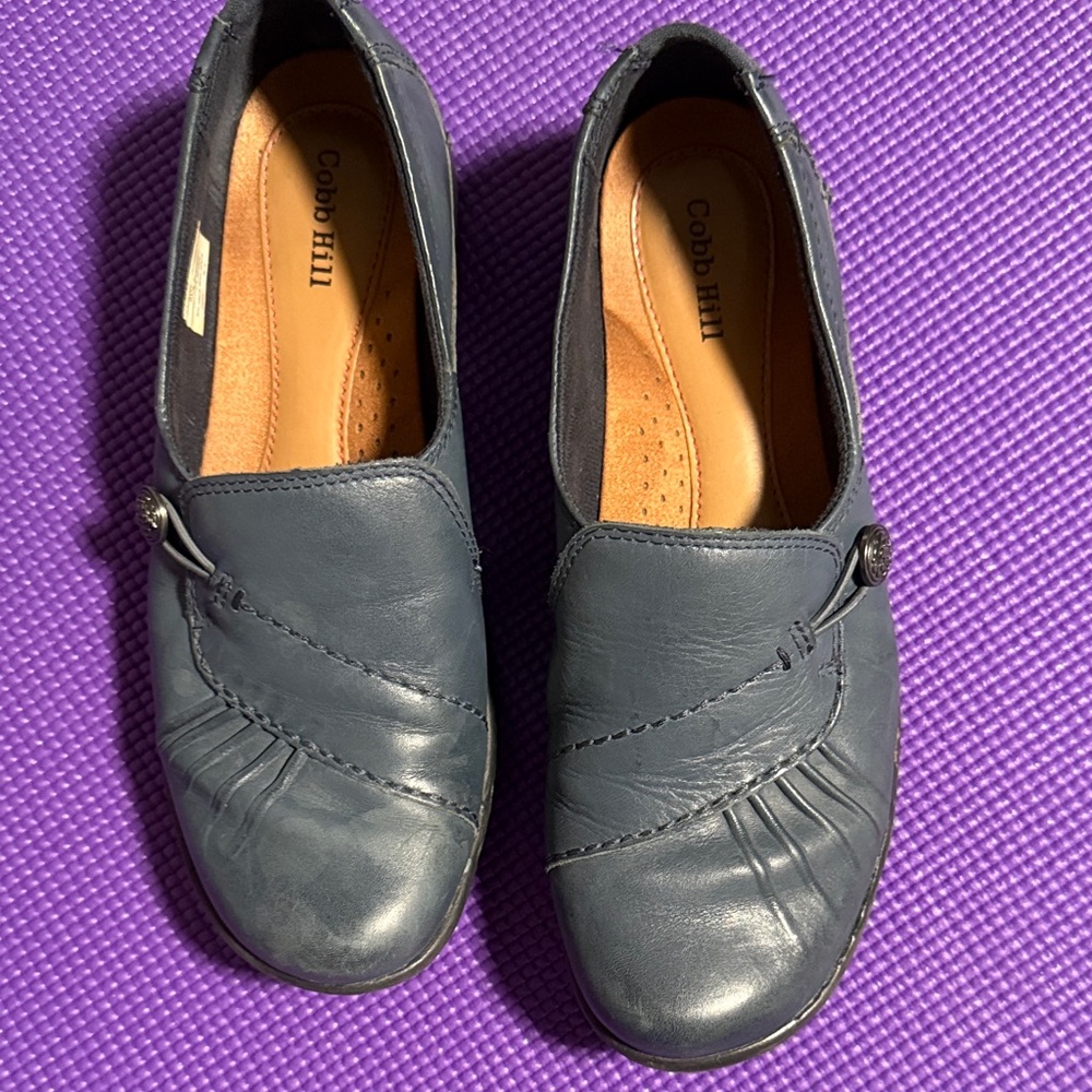 Cobb Hill by New Balance Women's Navy Pleated Loafers